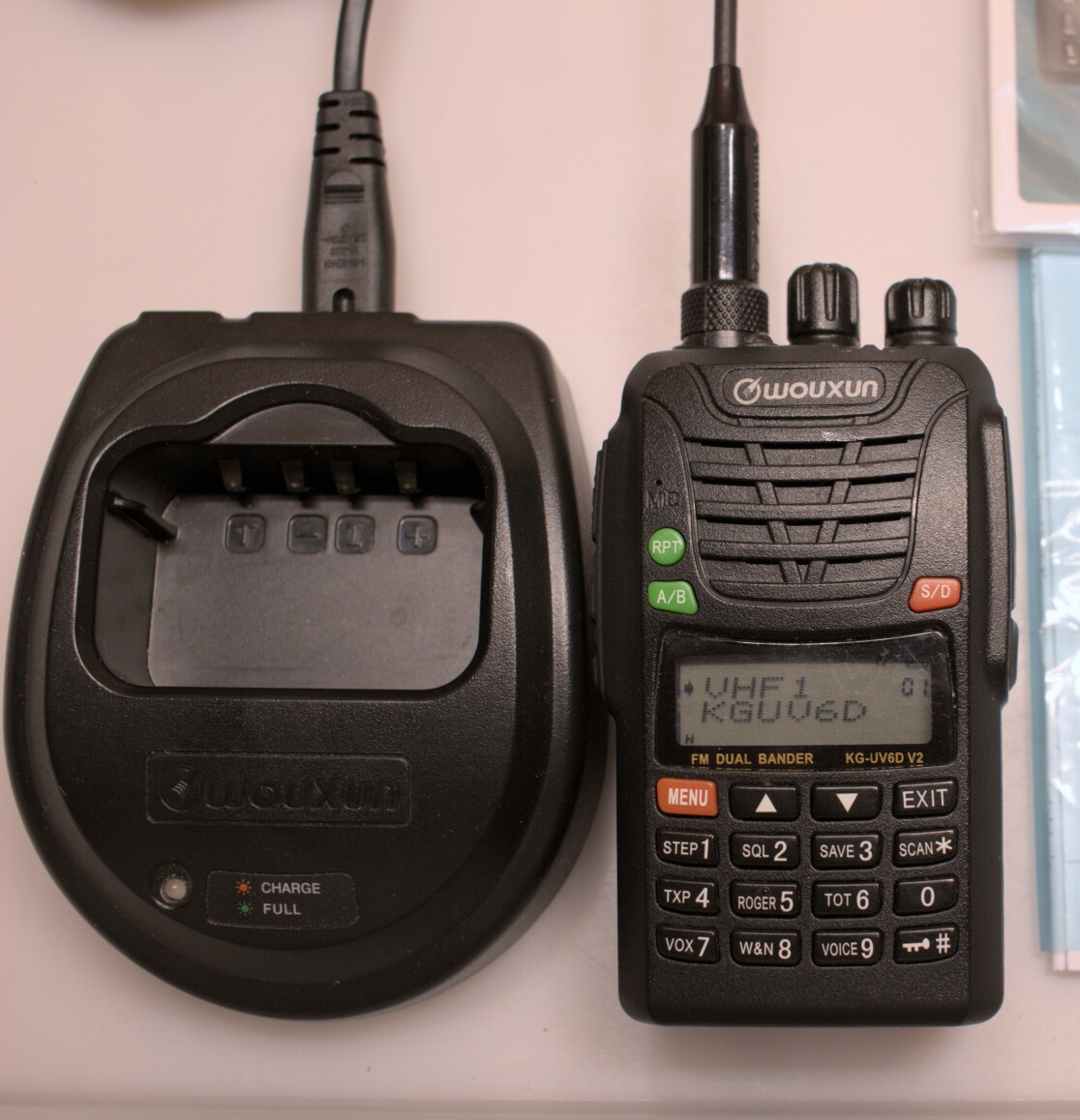 Ruční radiostanice Wouxun KG-UV6D V2