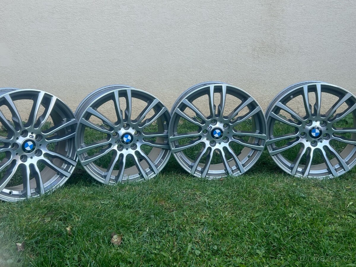 BMW 403M R19