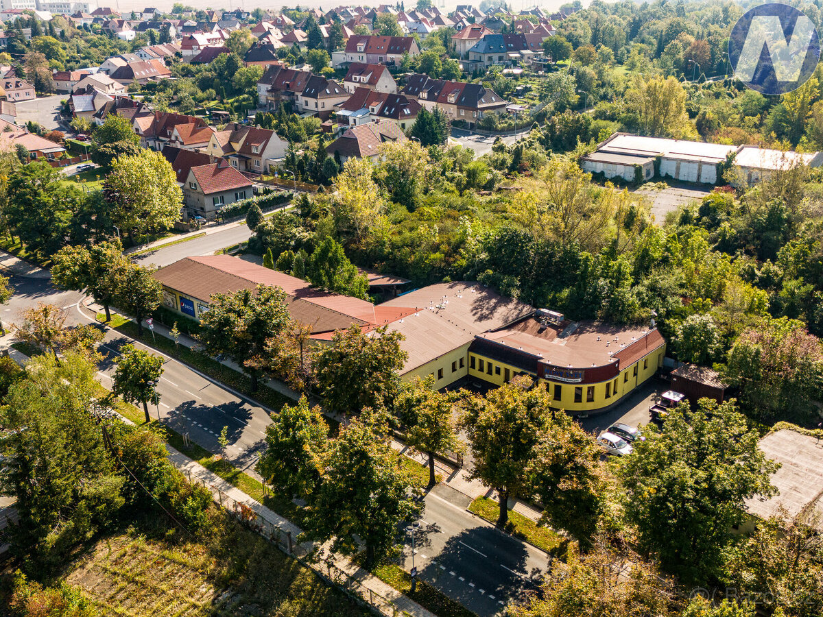 Prodej restaurace s bowlingem v Lounech