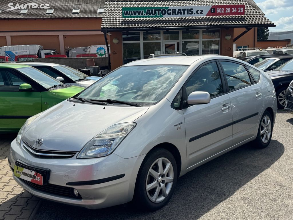 Toyota Prius, 1.5i-HYBRID-AUTOMAT-KLIM.PĚKNÉ