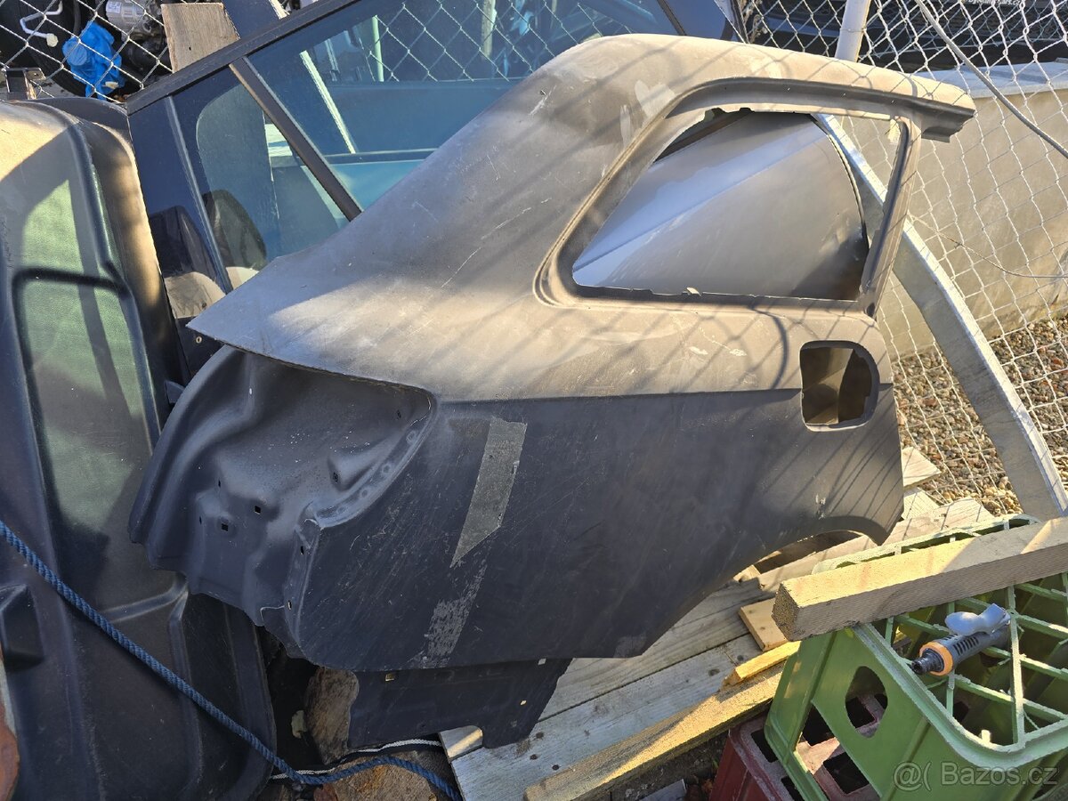 Pravý zadní blatník Audi A6 C6 2005-2011