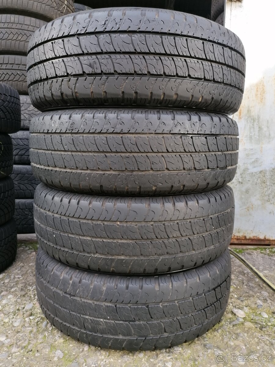 Letní pneu = 215/65 R16C = GOODYEAR