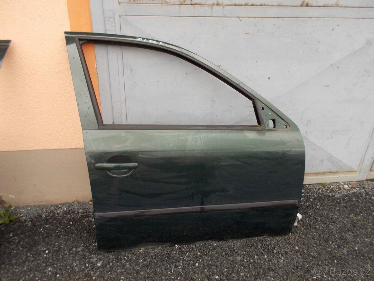 Pravé přední dveře Octavia - 9570