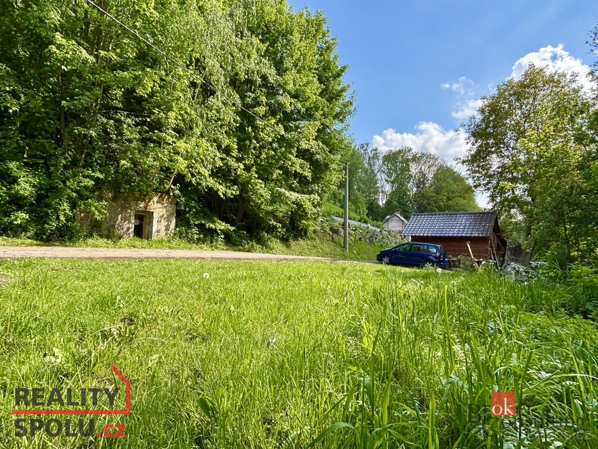 Prodej, pozemky/bydlení, 1694 m2, Sekerkovy Loučky, 51101 Mí