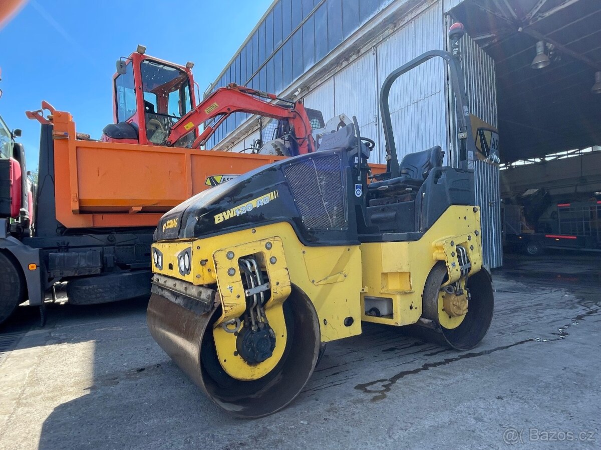 Válec BOMAG BW 120 AD - 5