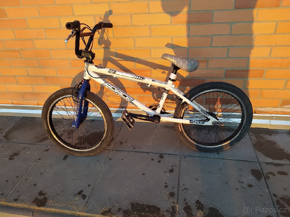 BMX značky GT