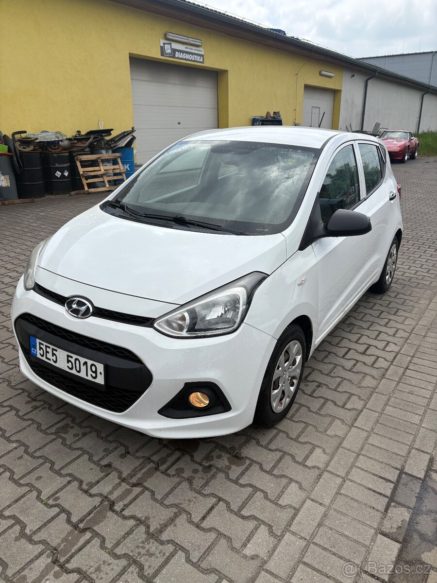 Hyundai i10, r.v.2015,1,0i/LPG, koupeno v ČR