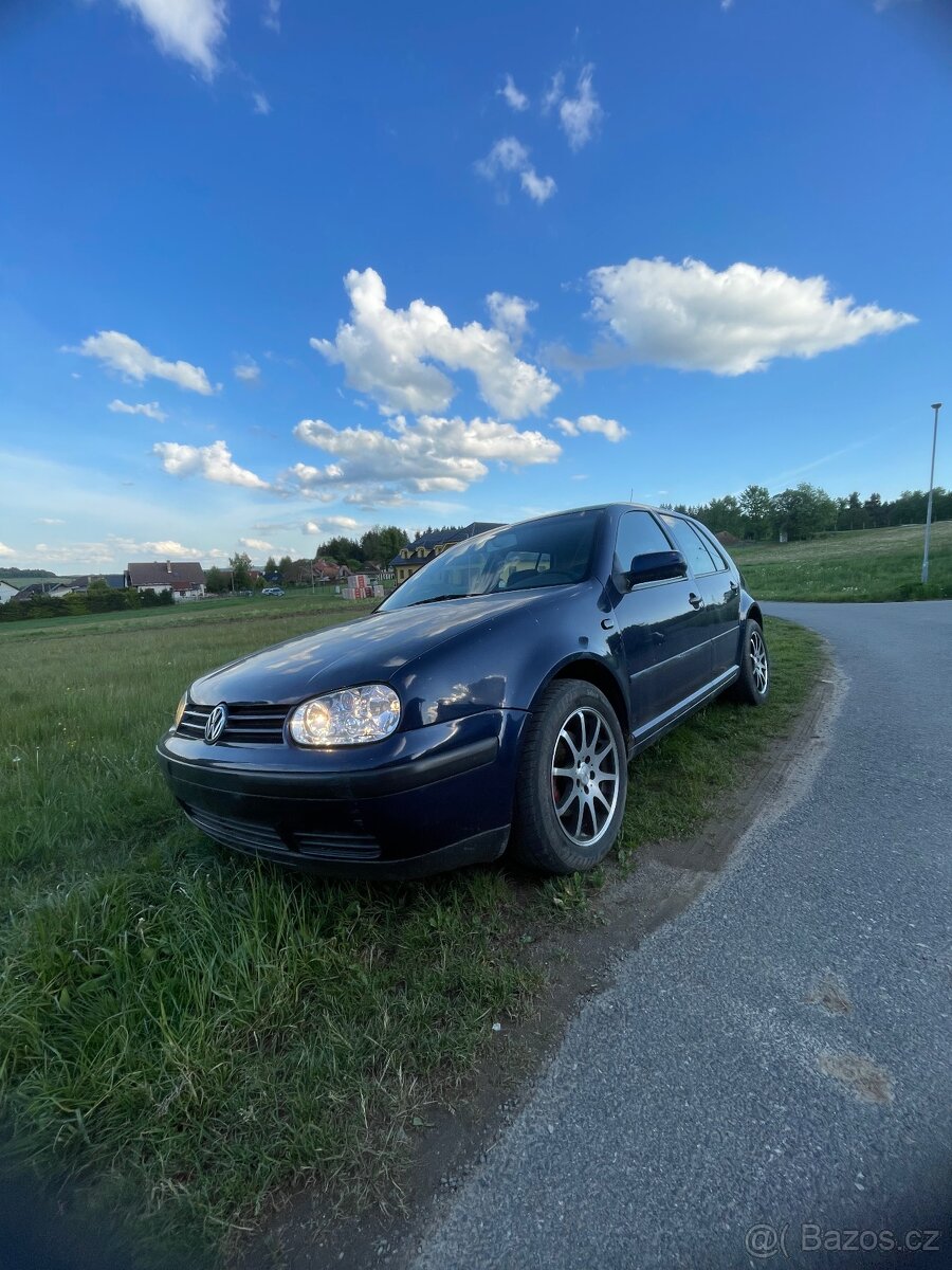 Golf 4