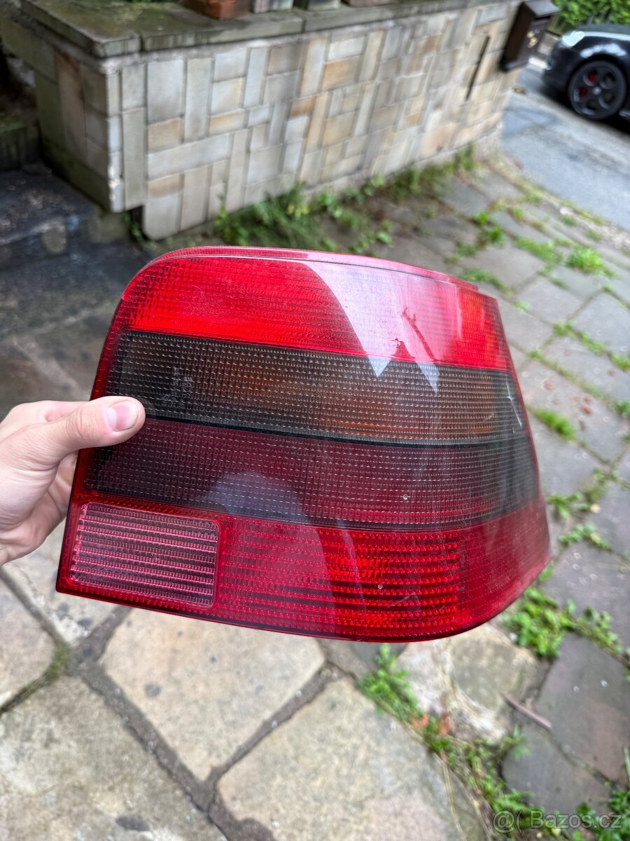 Zadní světla vw golf 4 Hella GTI