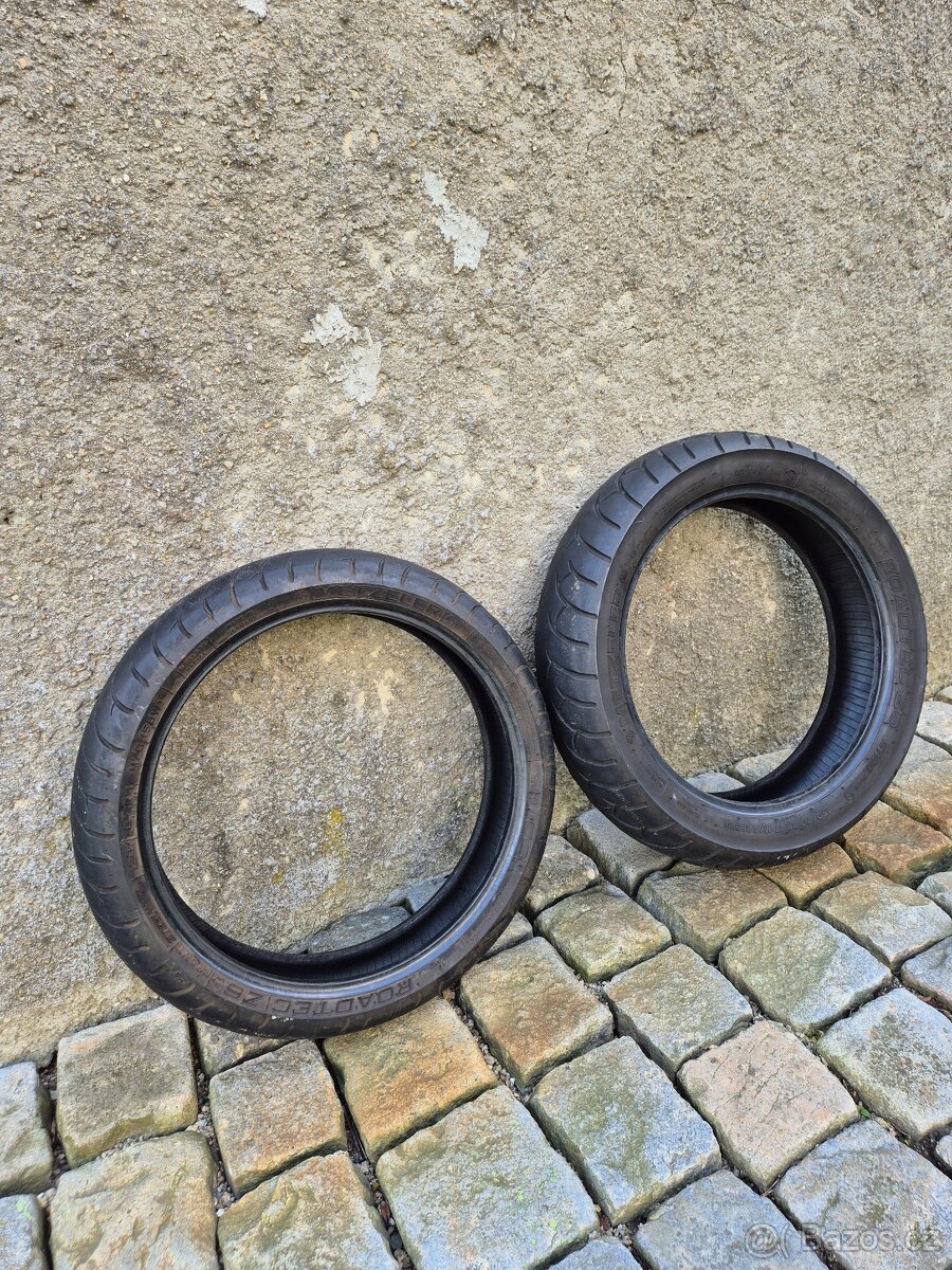 Pneu Metzeler 150/70 ZR 17 + 120/70 ZR17