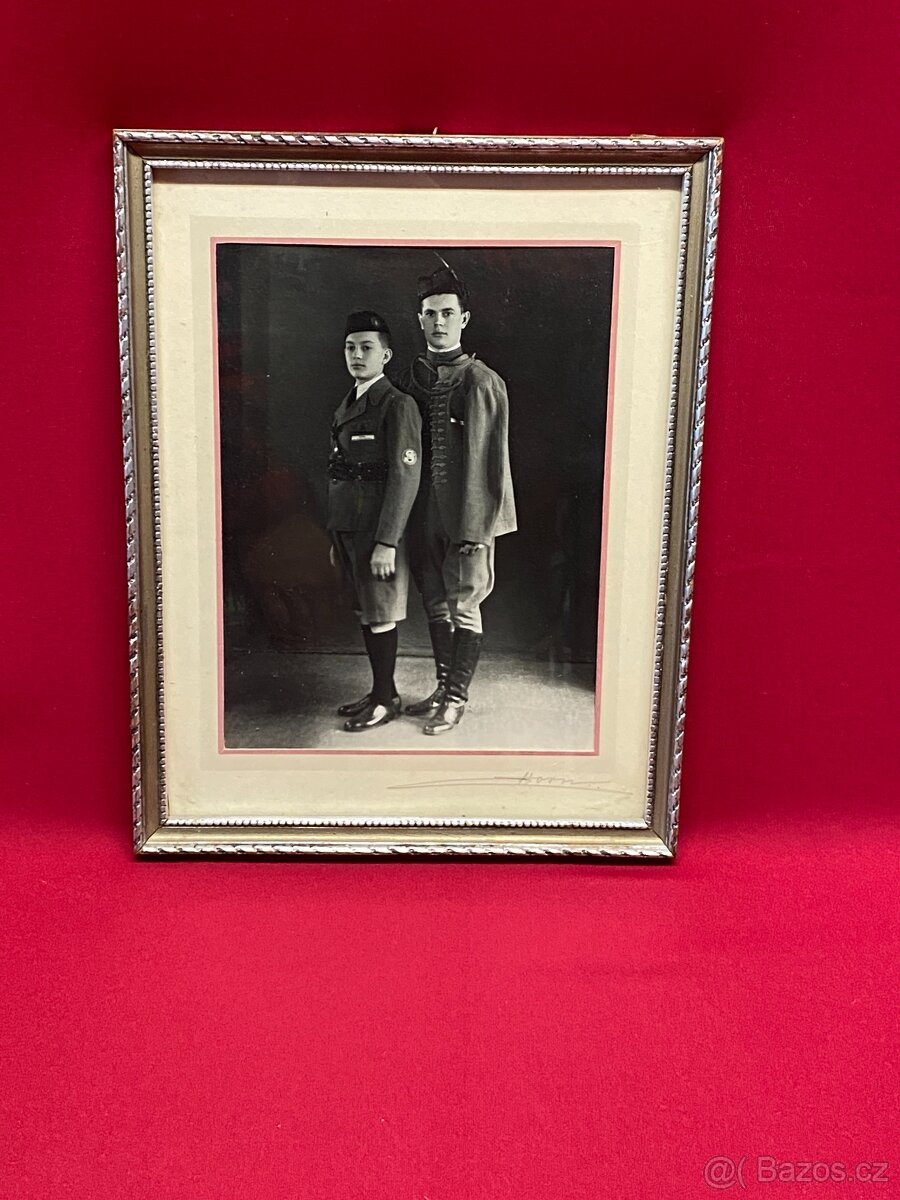 fotografie stará fotografie sokol sokolové kroj Horn
