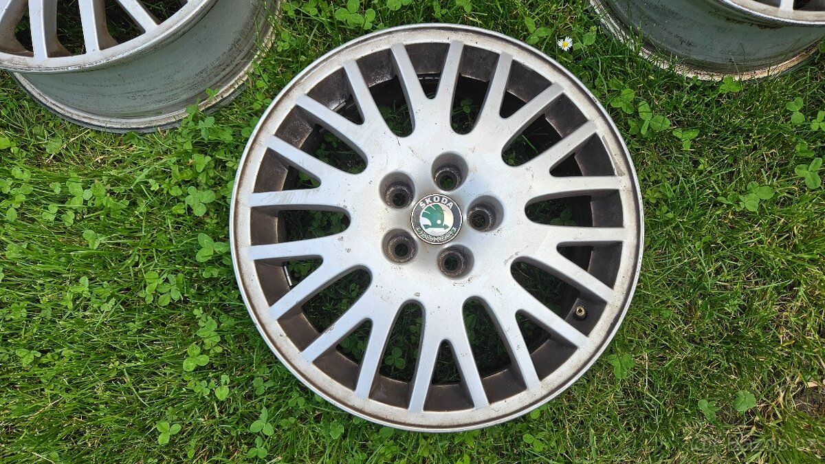 Sada Alu Disků 5x100 R16 Škoda Octavia