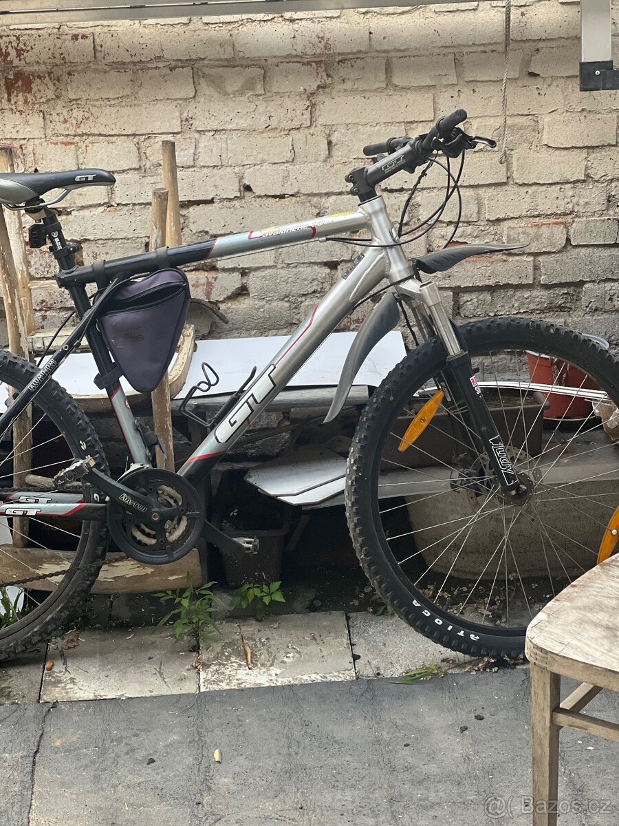 Horské kolo GT