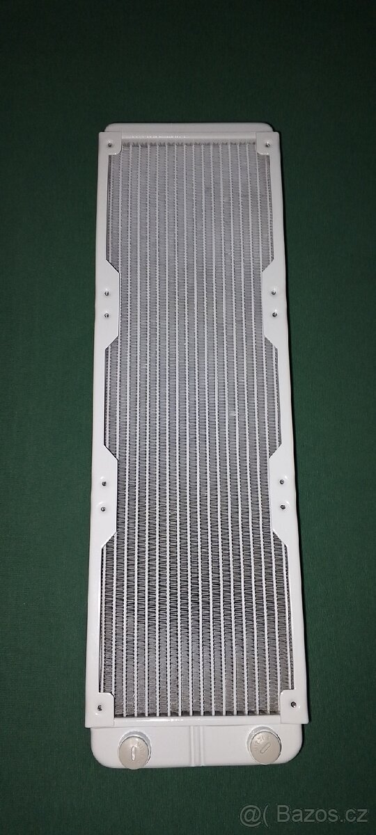 Radiátor pro vodní chlazení PC – 39,5 cm, bez ventilátorů