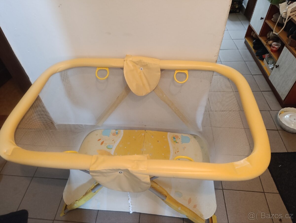 Dětská ohrádka pouze osobně