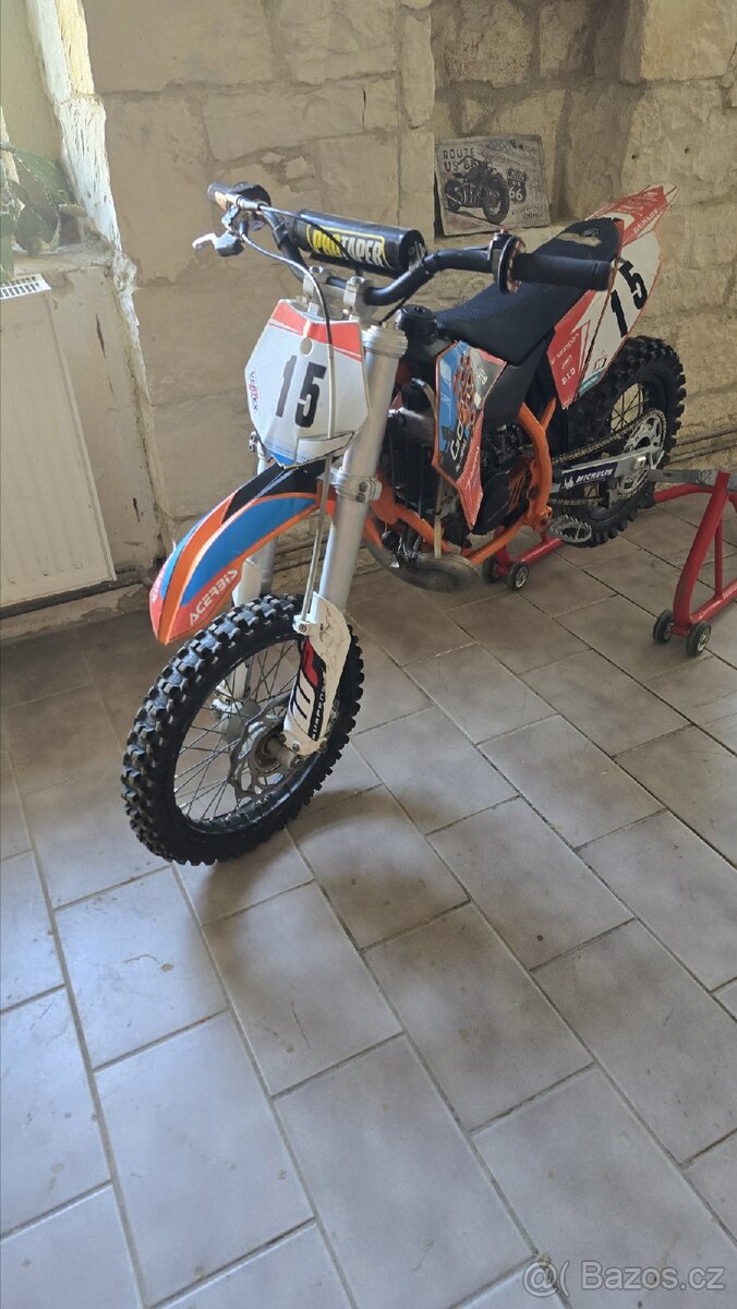 Ktm sx 50 2015 na velkých kolech