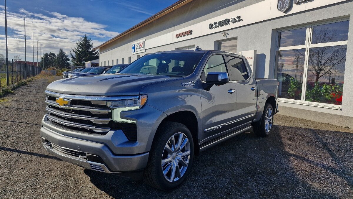 hevrolet Silverado HIGH COUNTRY 6.2l šedá