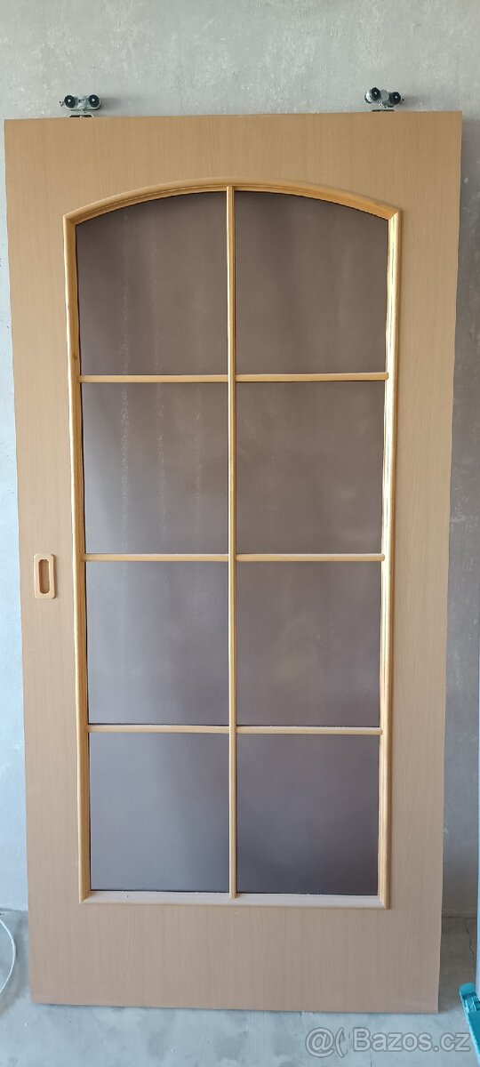 Prodám dveře Sapeli