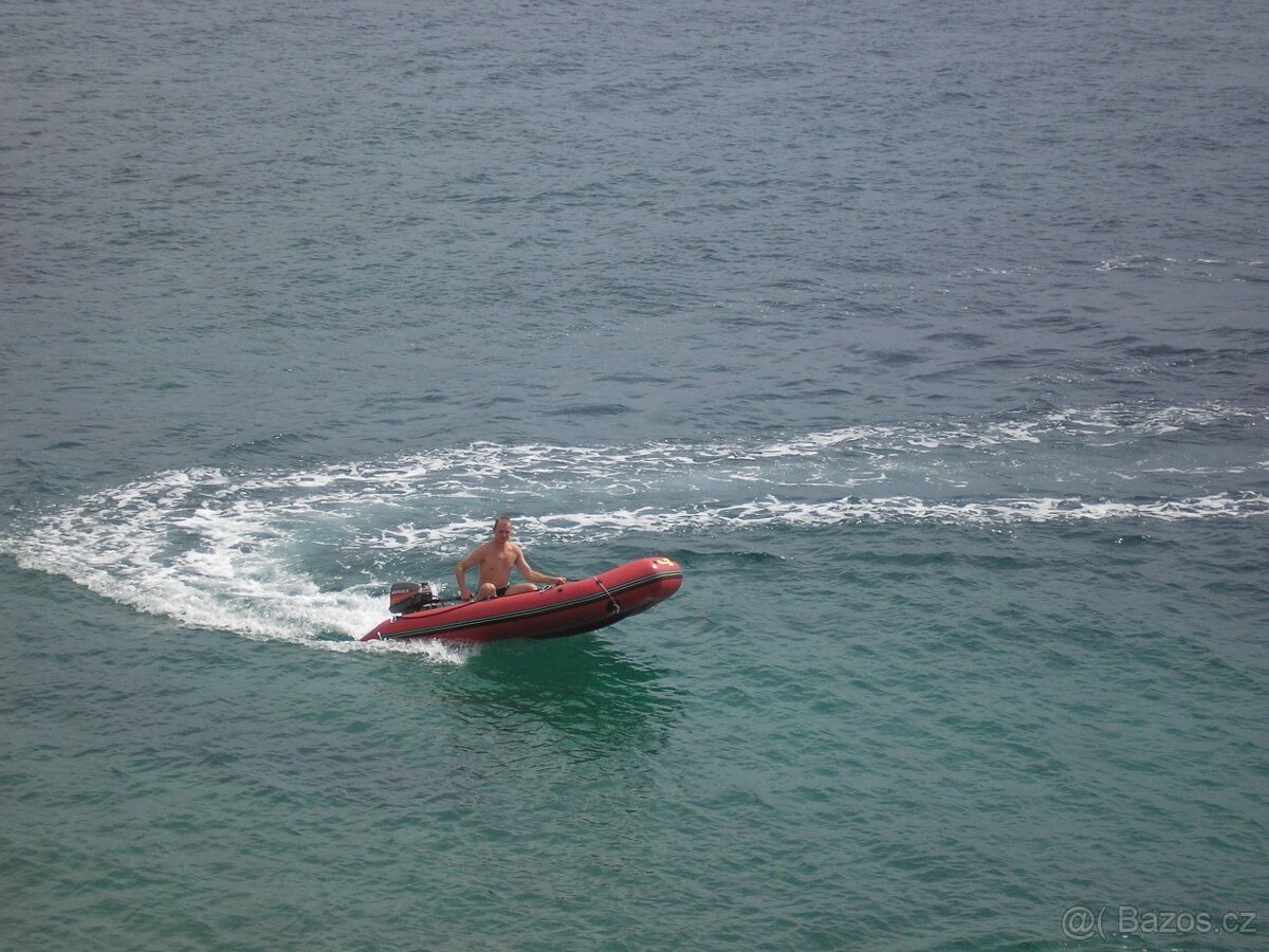 Nafukovací člun Zodiak 310 + Mercury 6 PS + Mariner 8 PS