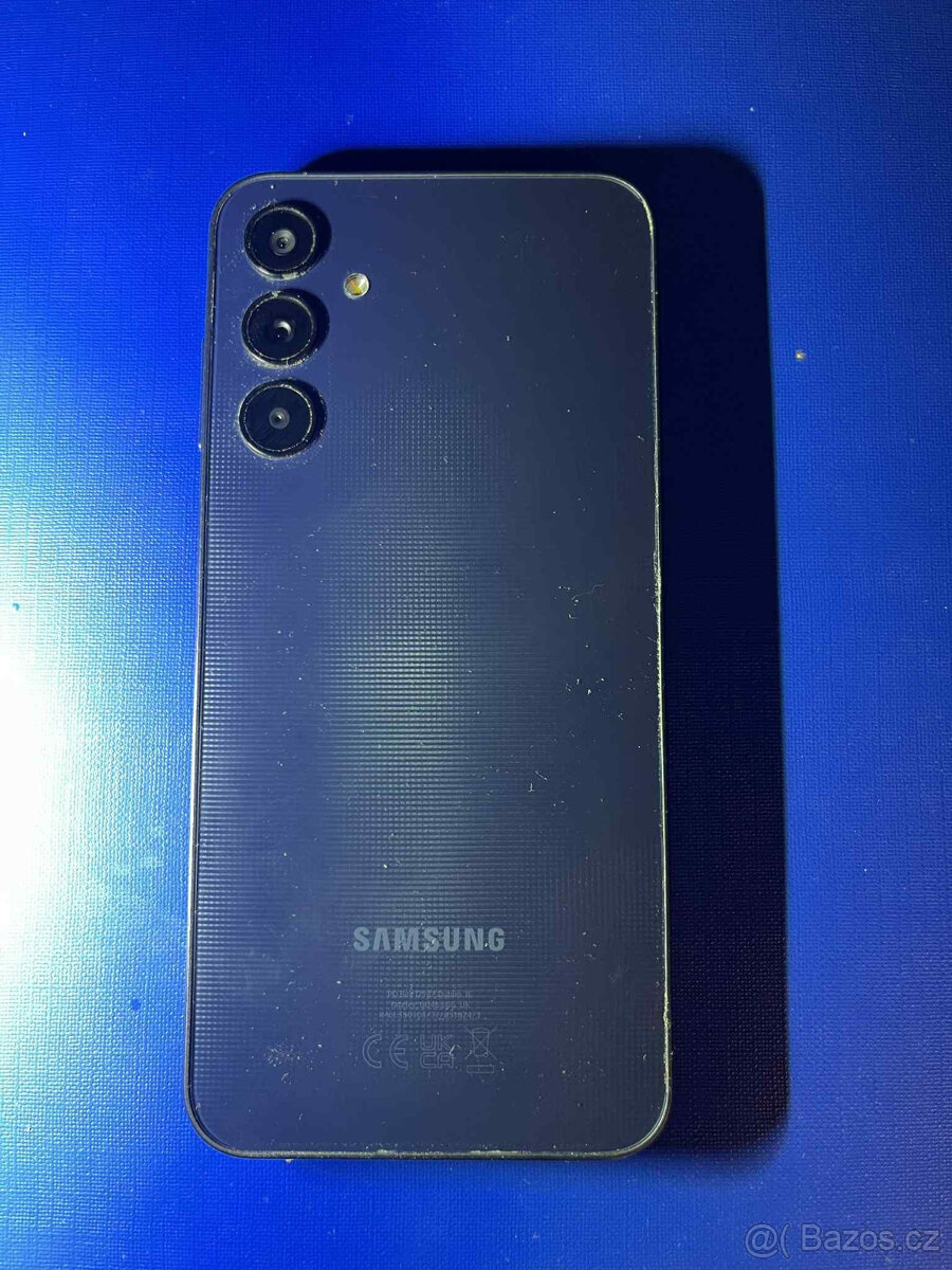 ZÁRUKA | Samsung Galaxy S25 | pěkný stav