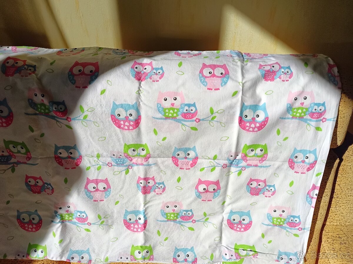 NOVÉ povlečení do dětské postýlky (bílý podklad) 135 x 100cm