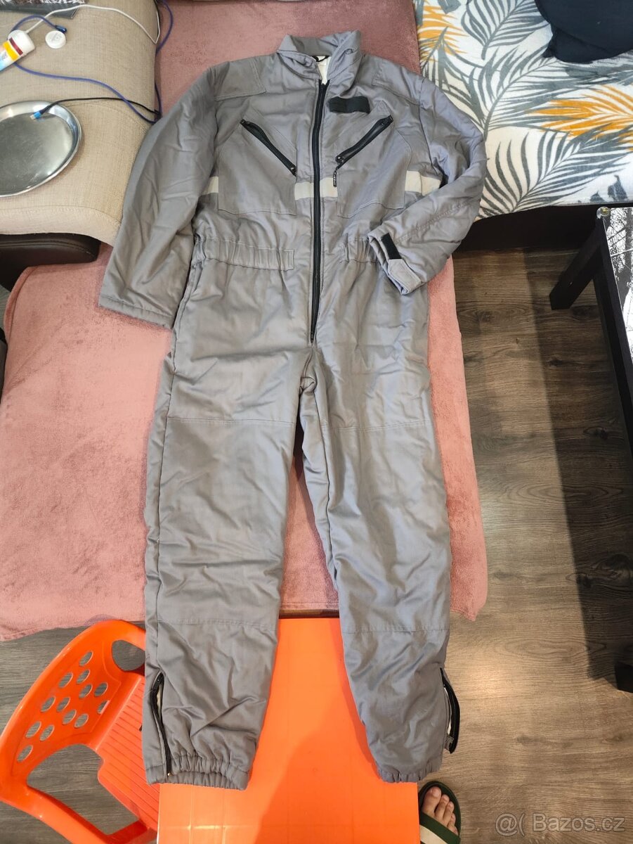 Zimní montérková kombinéza