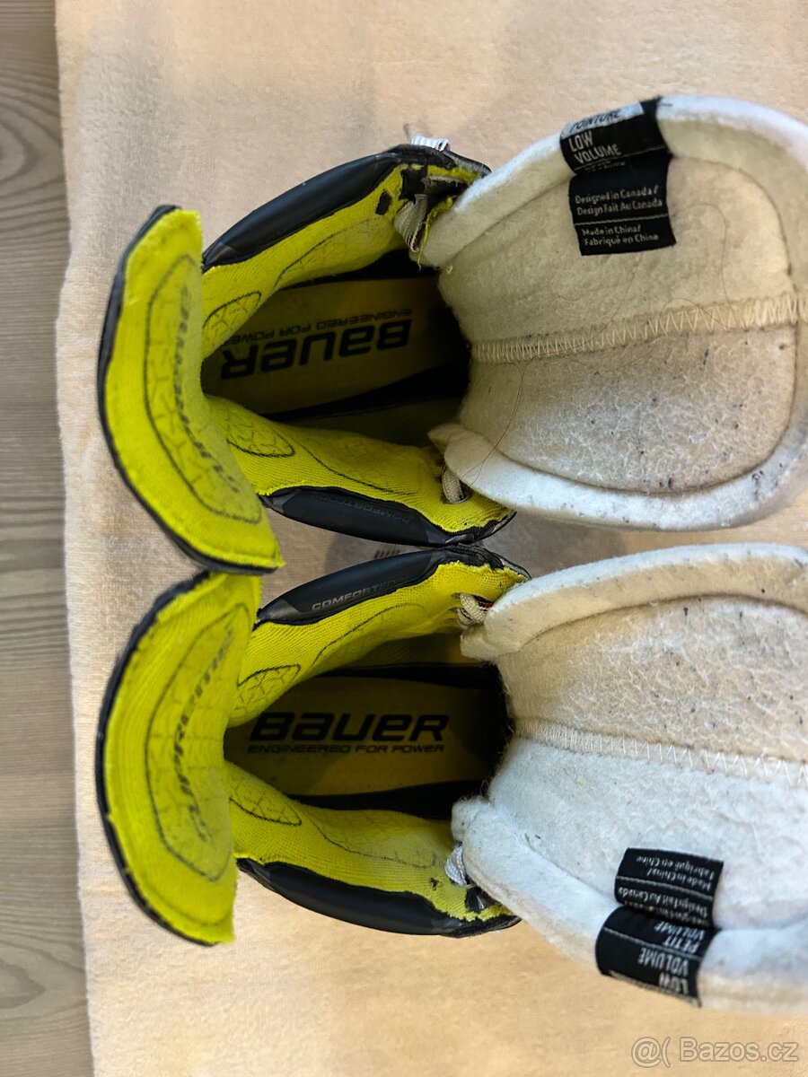 Brusle BAUER supreme 3s velikost: 4 fit