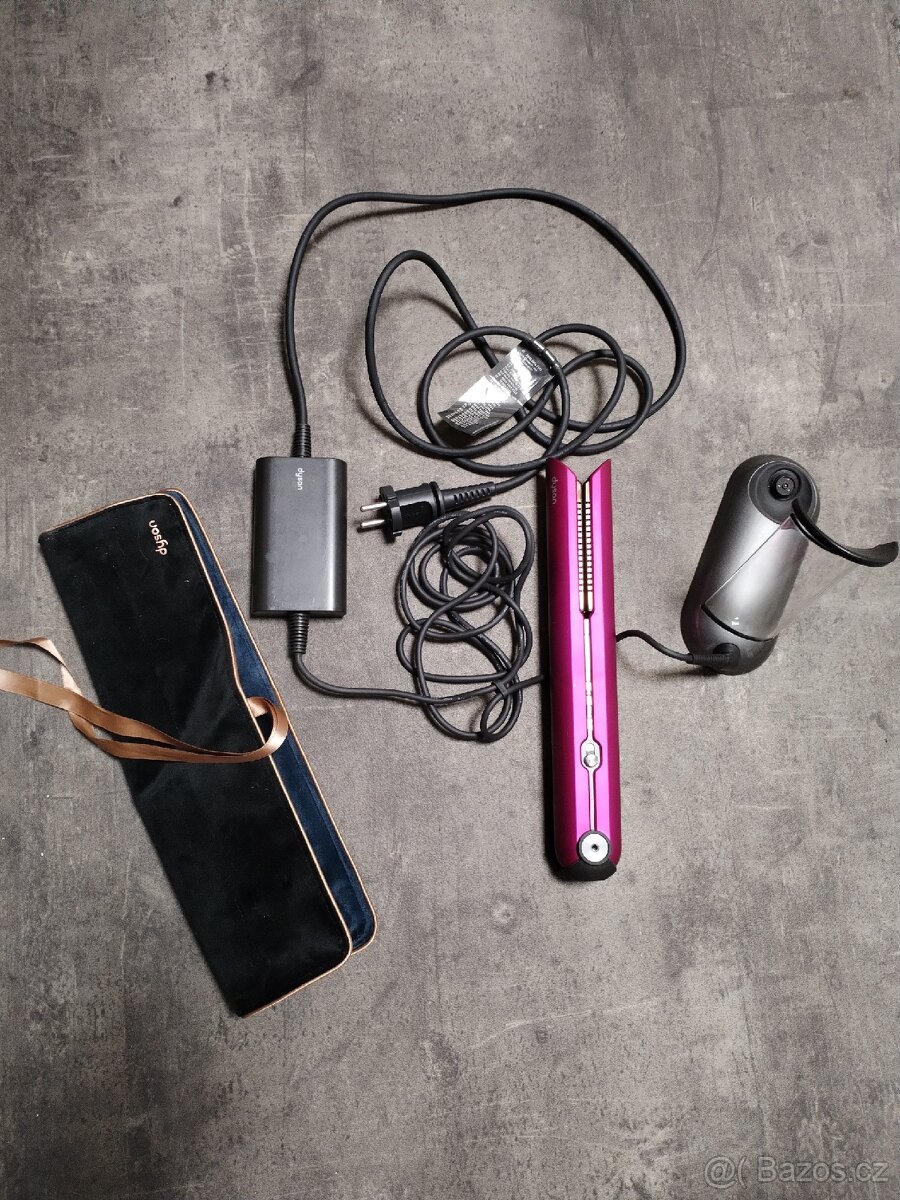 Žehlička na vlasy Dyson