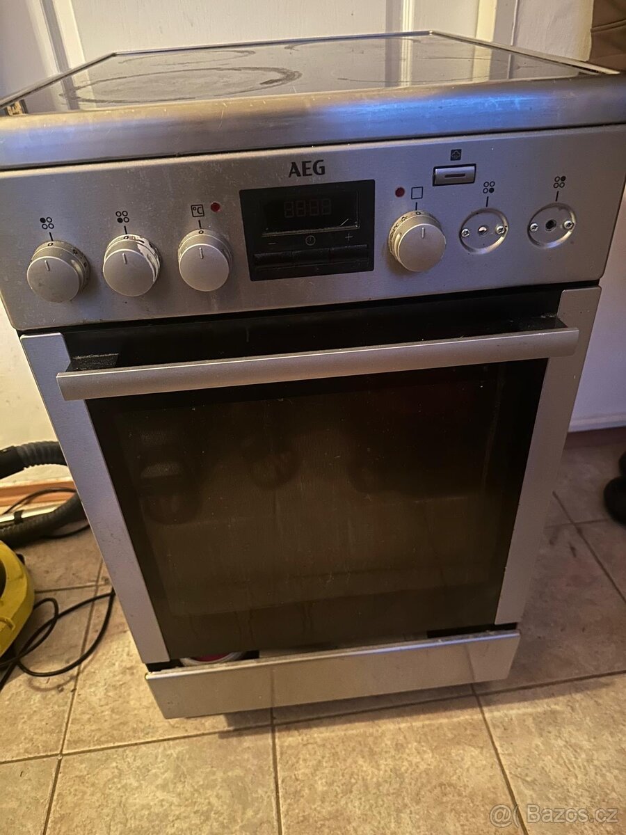 Sporák AEG