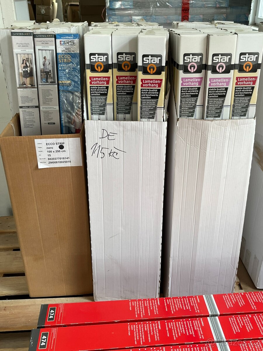 Sítě proti hmyzu na Dveře