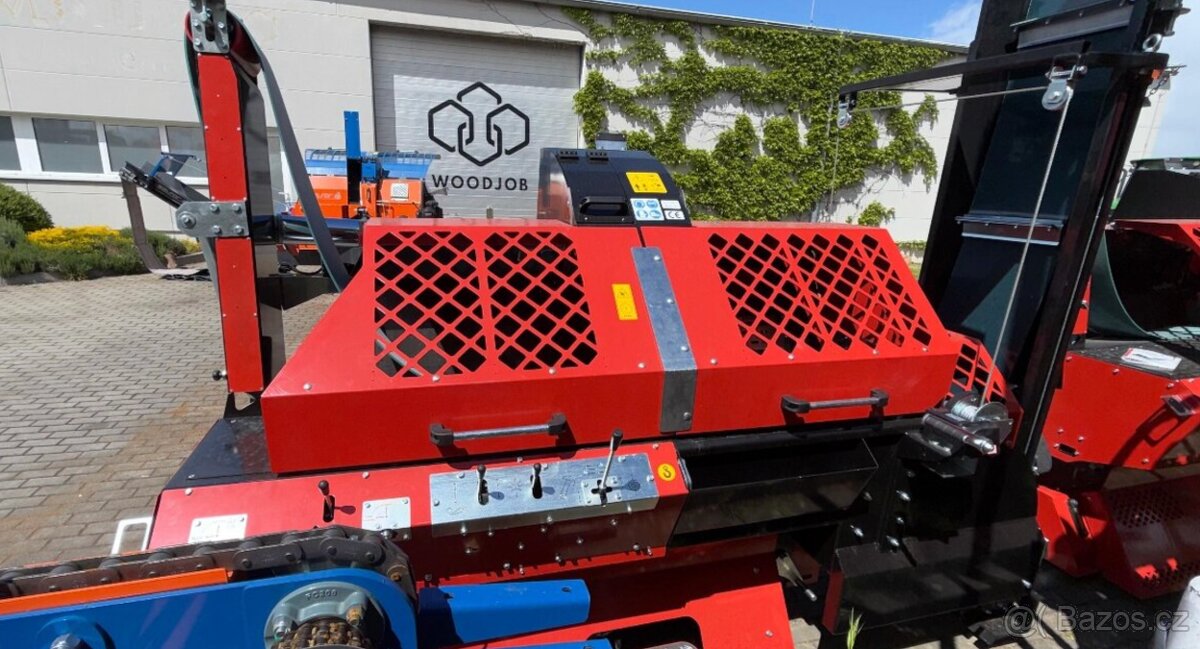 Štípací automat Balfor 416 pohon traktor