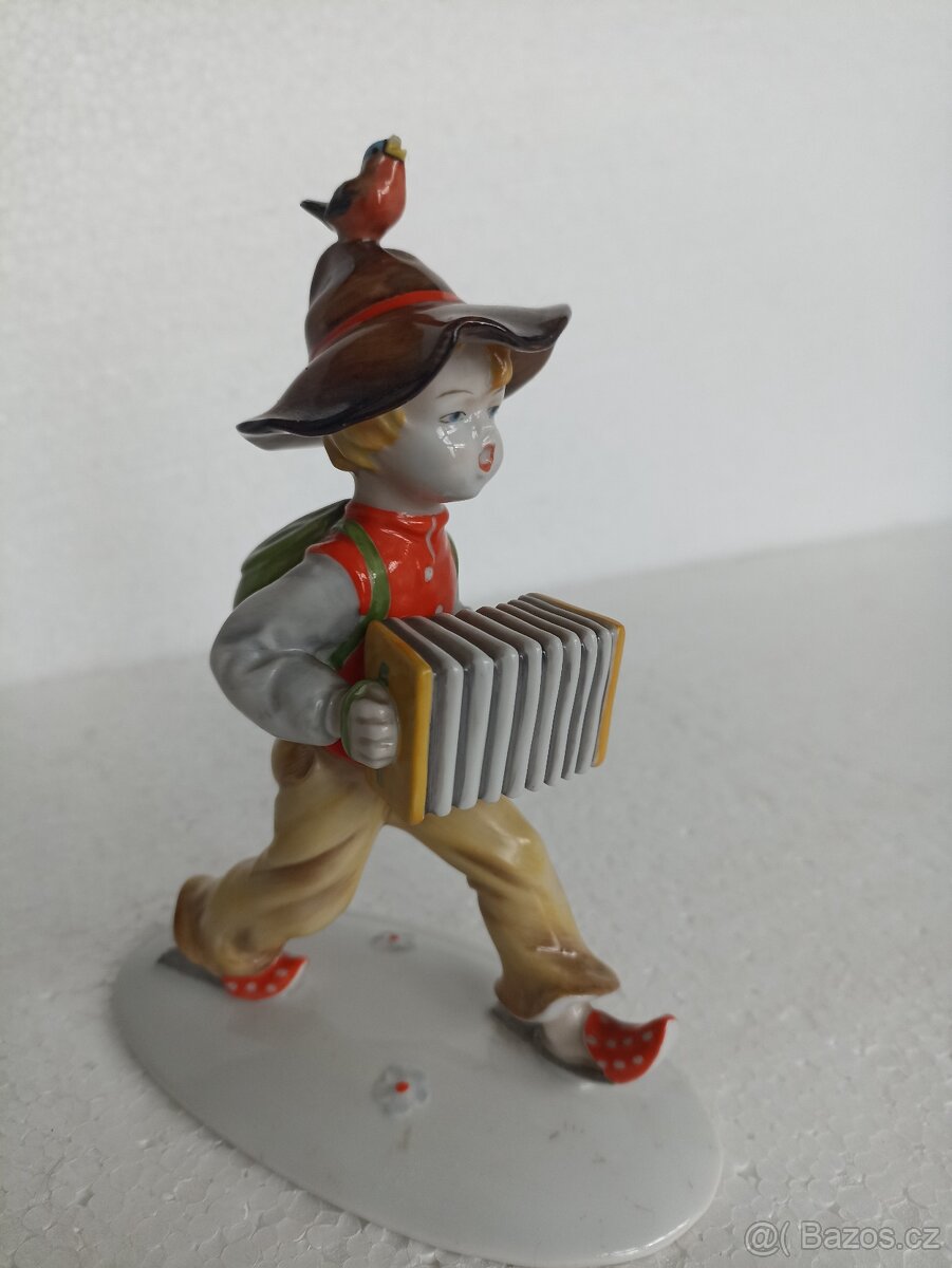 Porcelánová soška