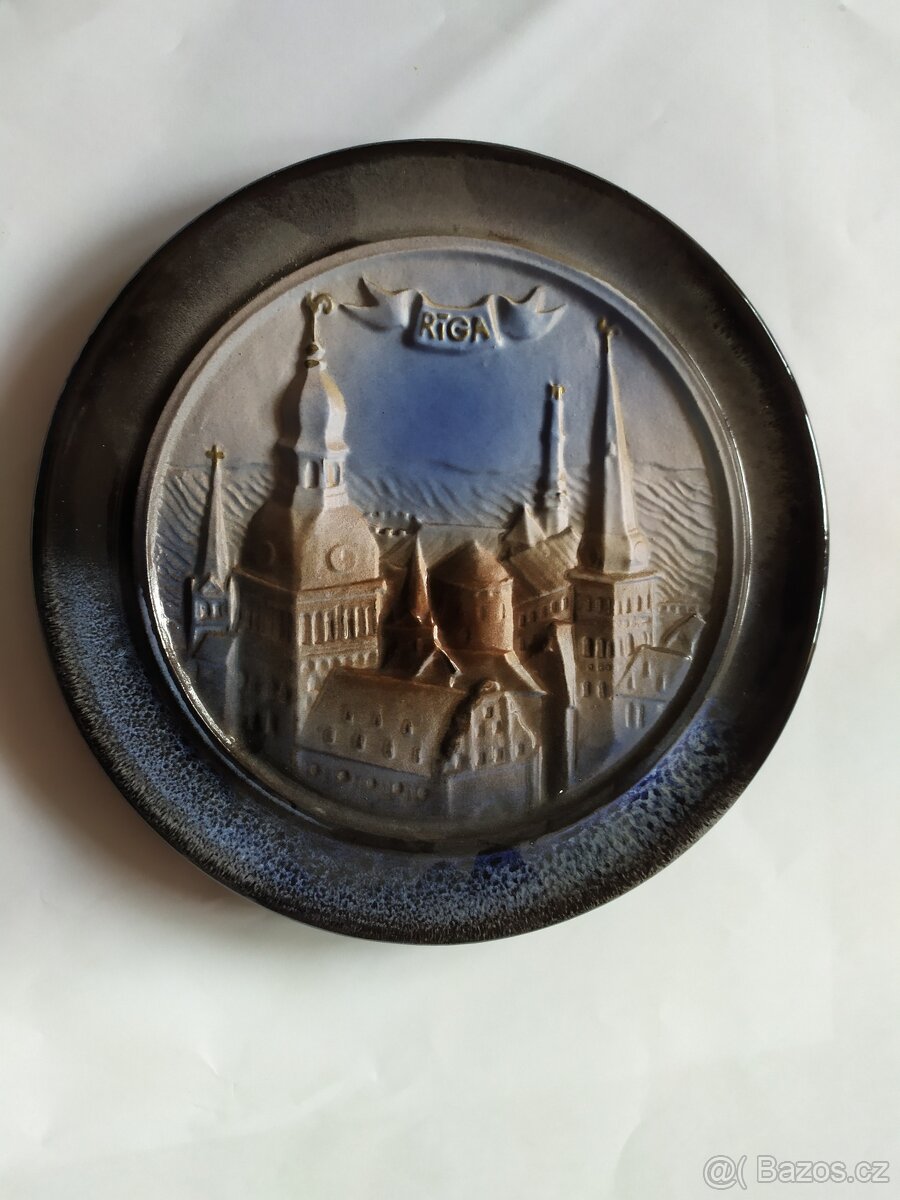 PORCELÁNOVÝ TALÍŘ - RIGA