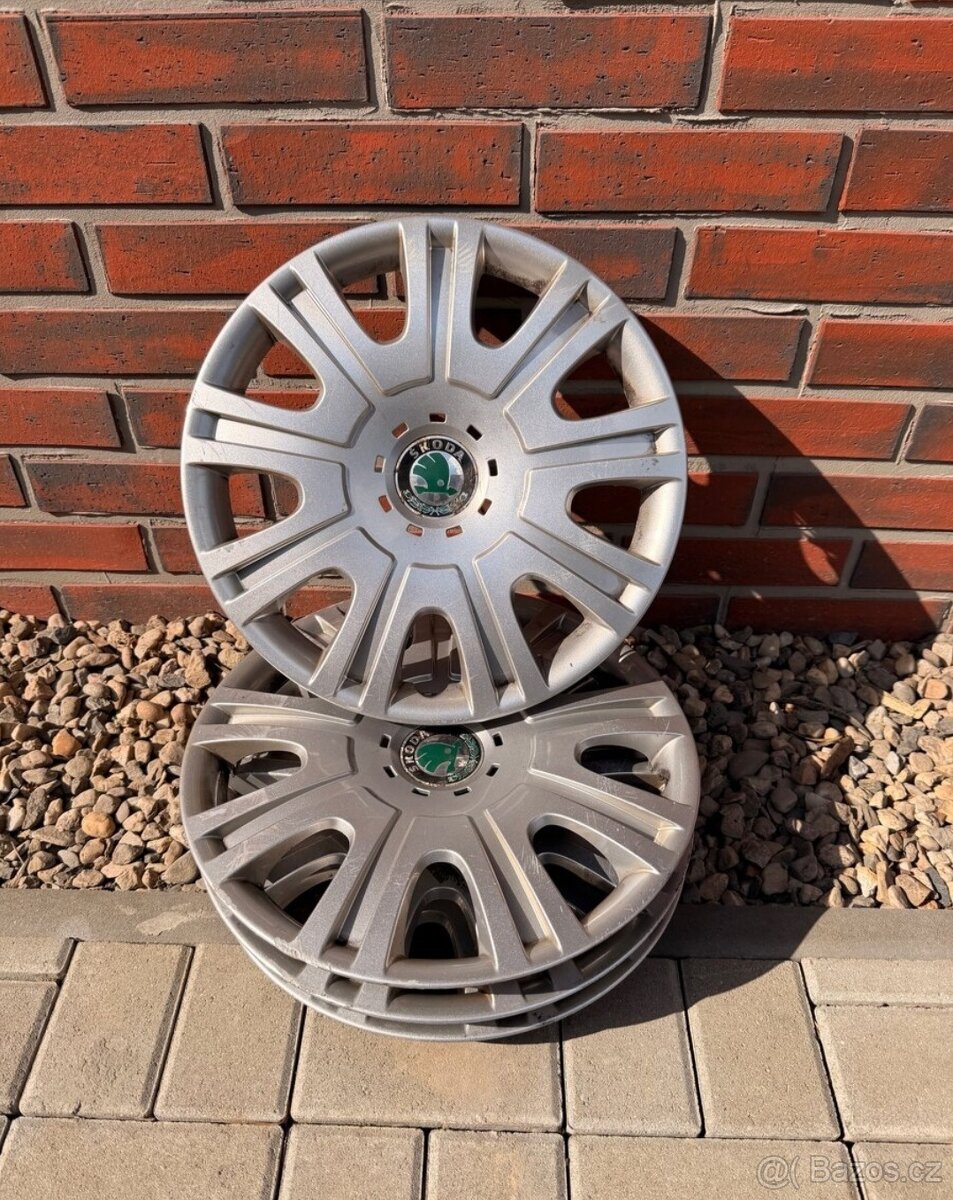 Originál poklice Škoda 15"