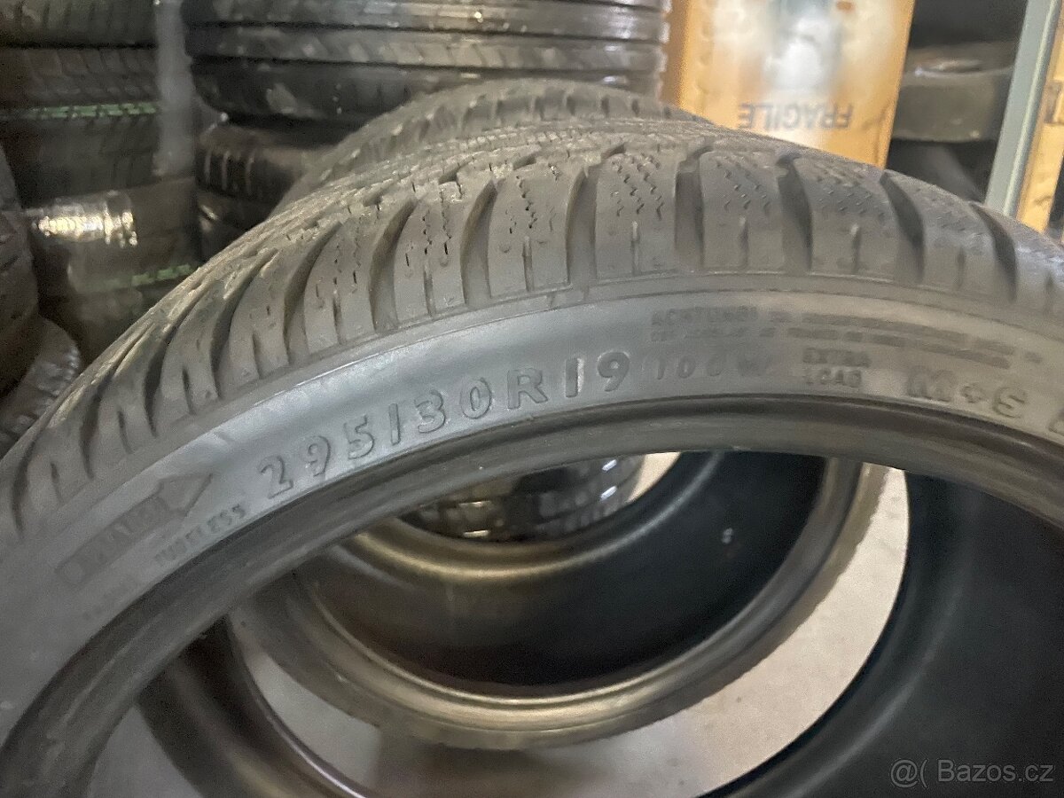 zimní pneu 235/35 19 a 295/30 19