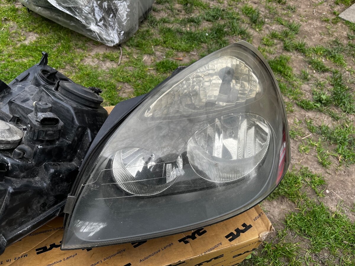Přední světla Renault Thalia, Clio II
