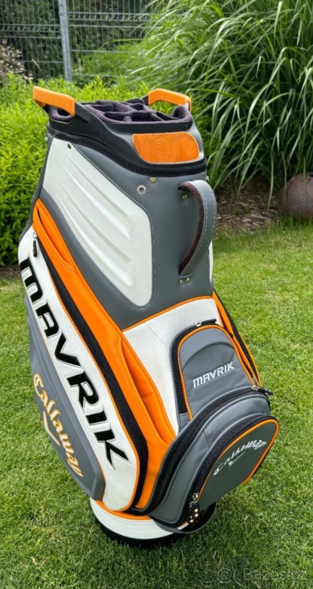 Callaway Mavrik Staff cart bag