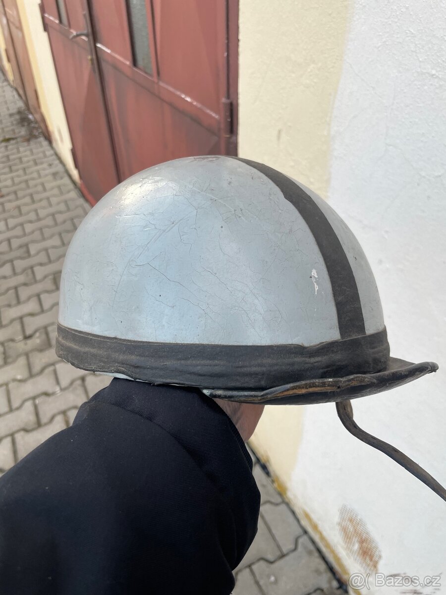 2xRetro helma na moped, motocykl