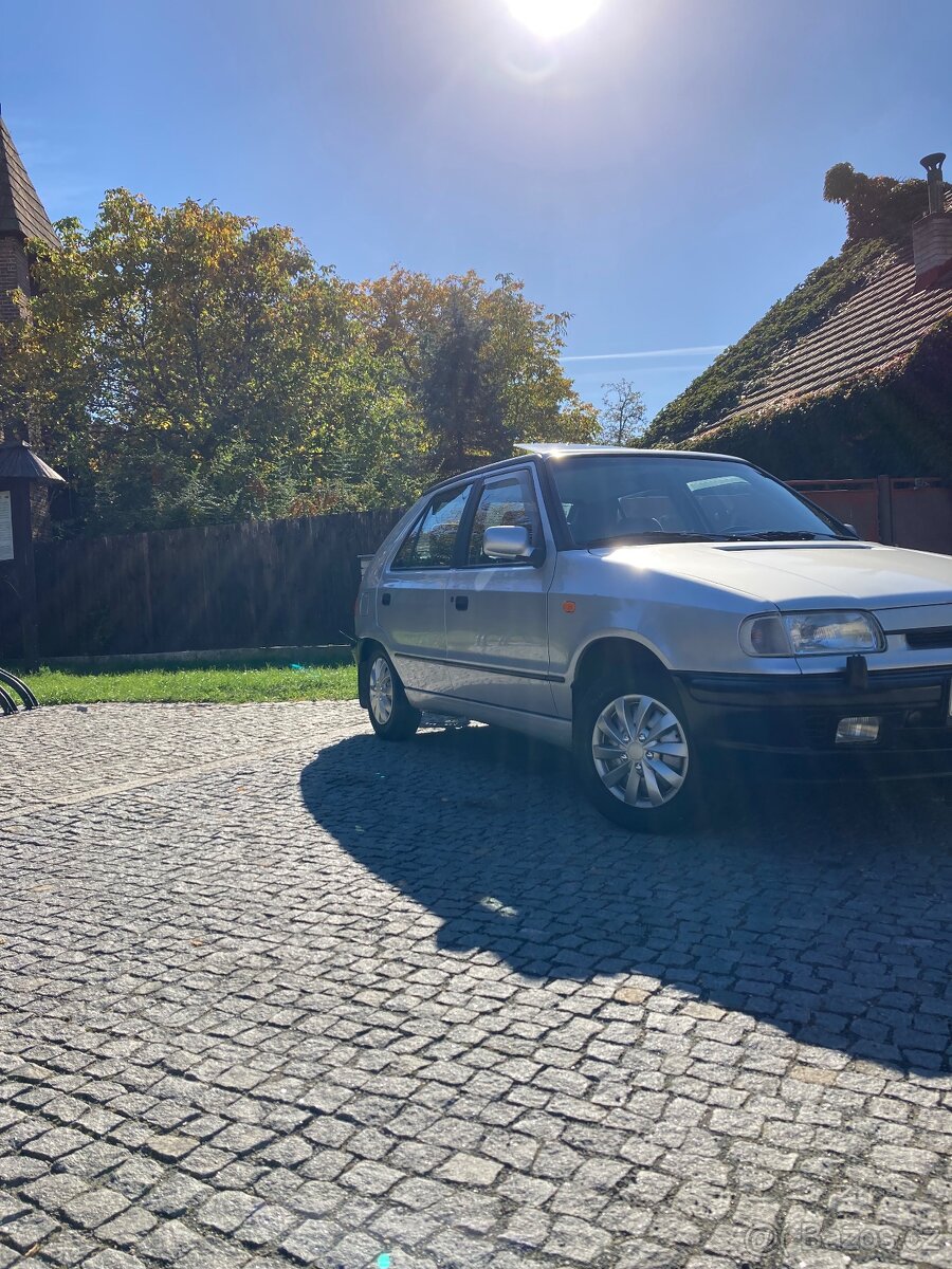 Felicia 1.3 GLX 1997 50KW