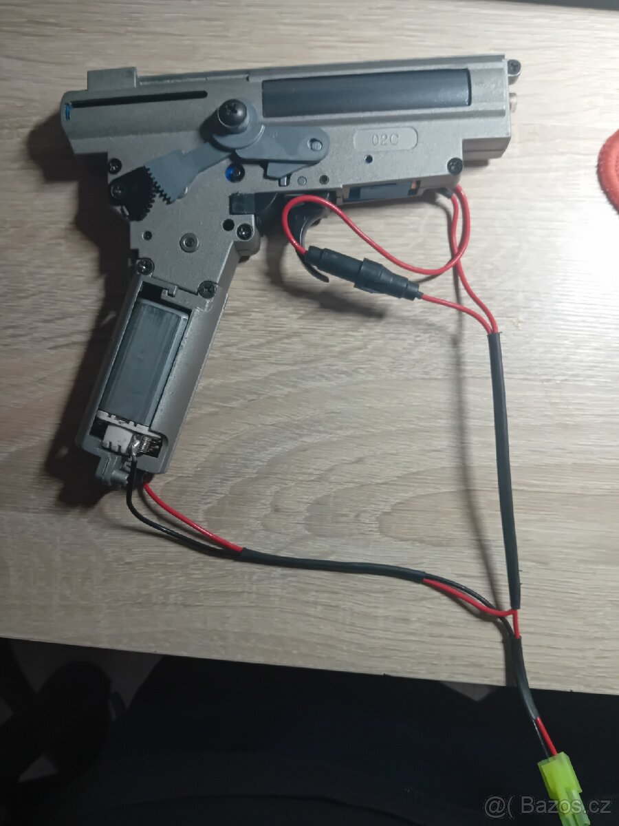 Prodám V2 mechabox na vnitřní díly