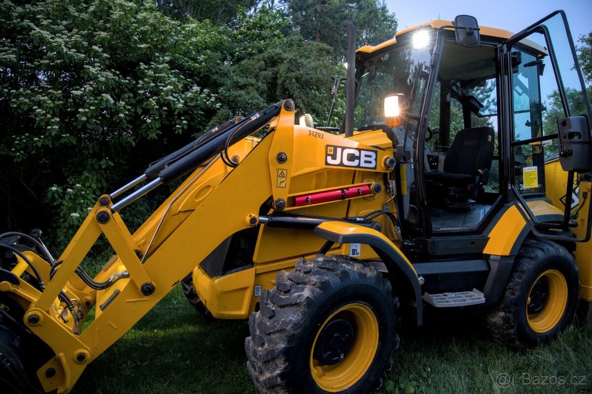 Traktorbagr JCB 3CX Compact 2016, mth 1.390