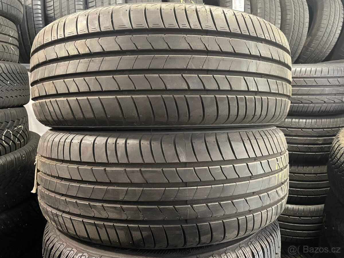 KUMHO ECSTA 215/55 R18 95H 2Ks letní pneumatiky