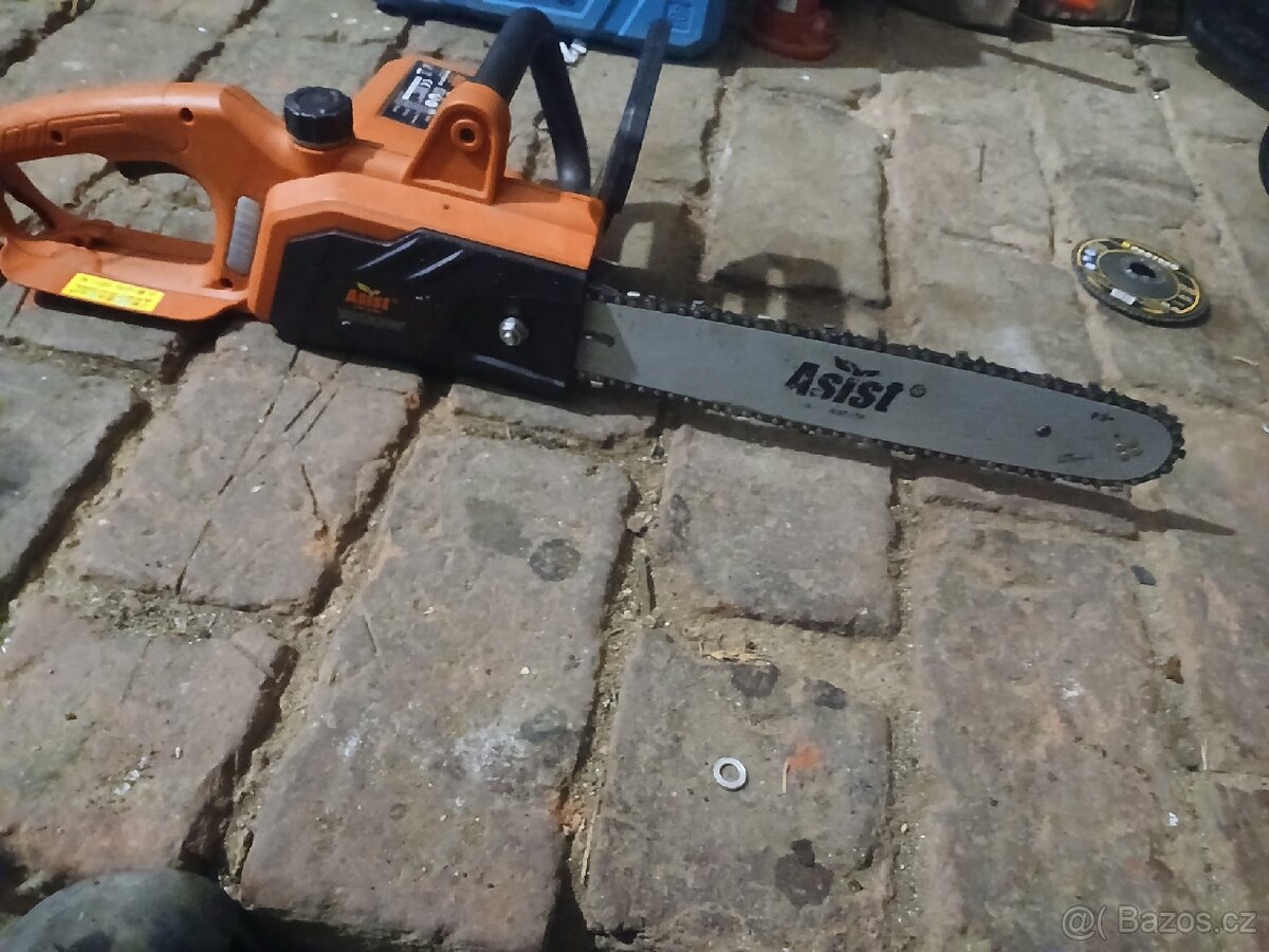 Elektrická pila Asist