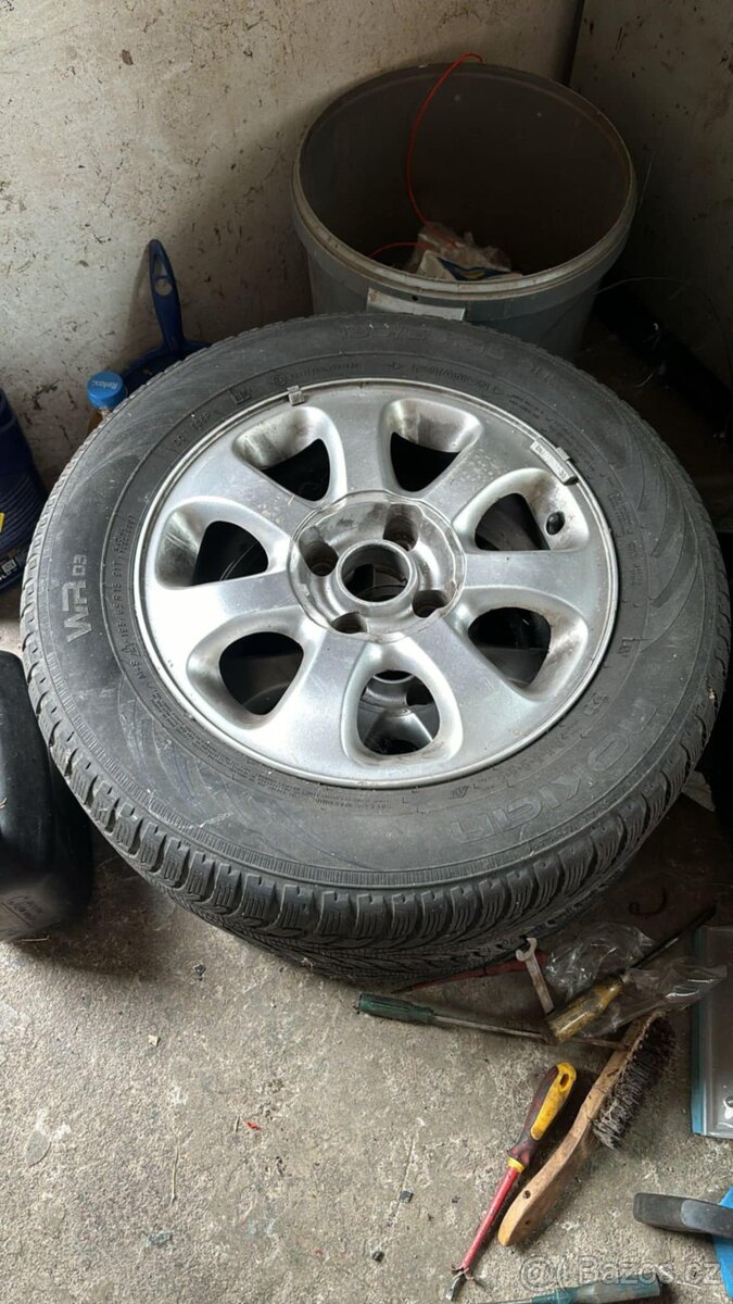 Kola zimní Peugeot 406