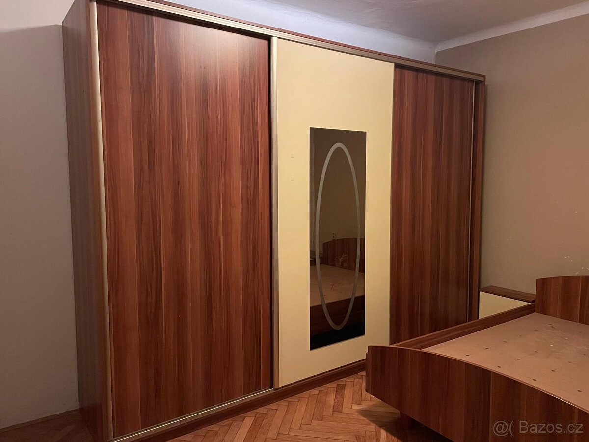 SLEVA - Ložnice vyrobená od truhláře