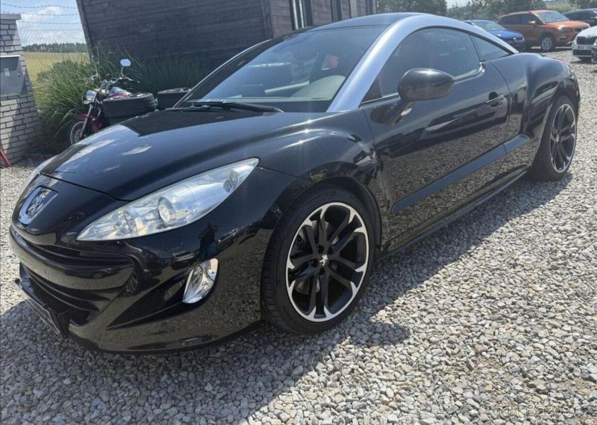 Peugeot RCZ 1,6 16V 200k NAVI KŮŽE XENONY benzín manuál