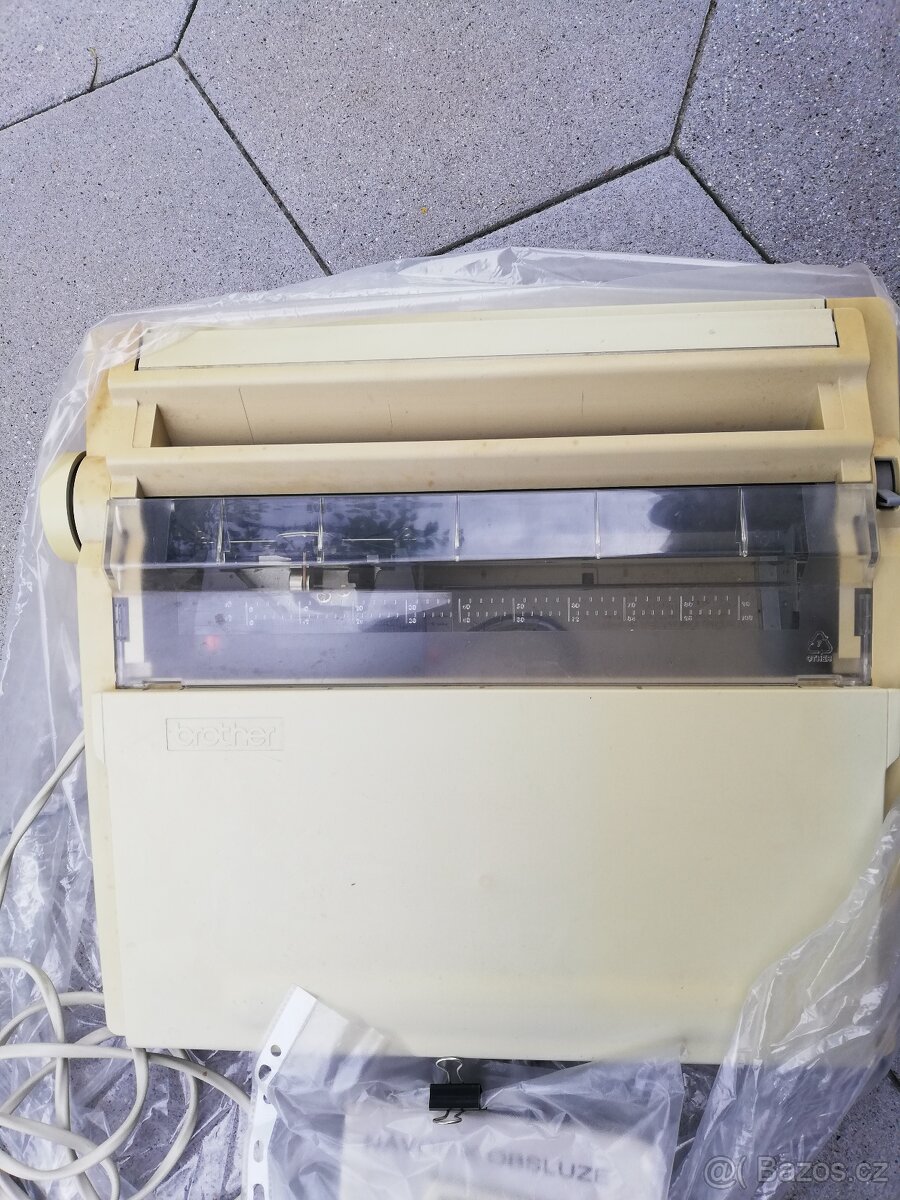 RETRO elektrický psací stroj Brother AX -230