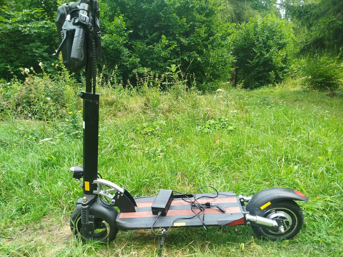 Prodám elektrickou koloběžku