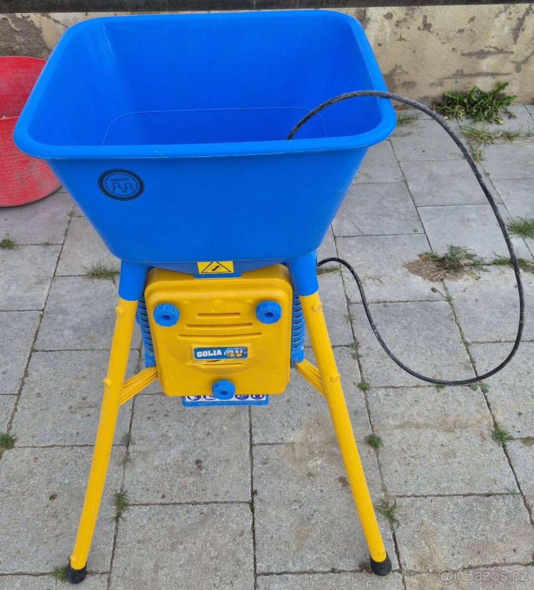 Šrotovník na obilí 750 W 230 V