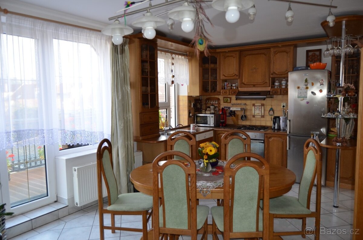 Byt 3+1+ pracovna I. kat. v RD v Židlochovicích